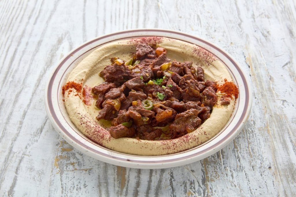حمص بلحم Hummus with Lamb